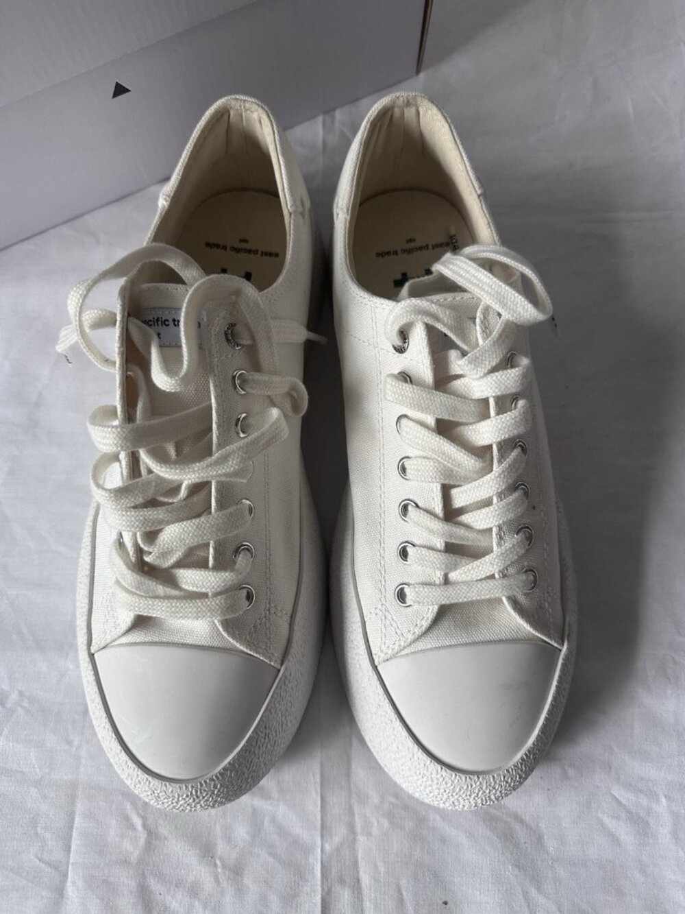 East Pacific Trade Dive Sneakers White